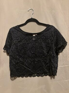 La SENZA Black Lace Short Sleeve Crop Top
